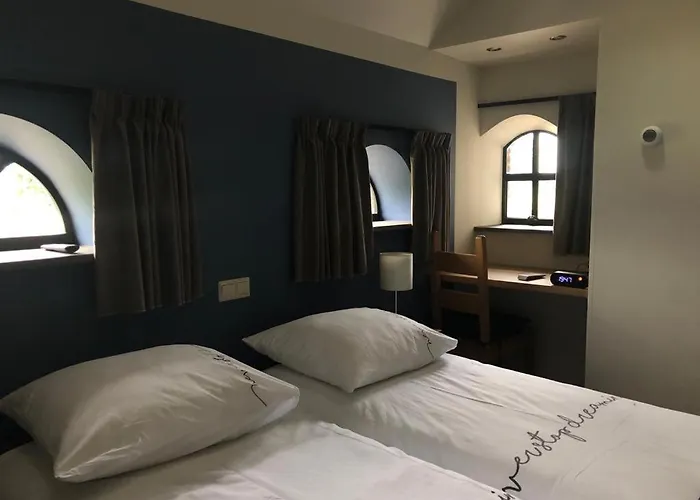 D'n Driesprong Bed and Breakfast 3*